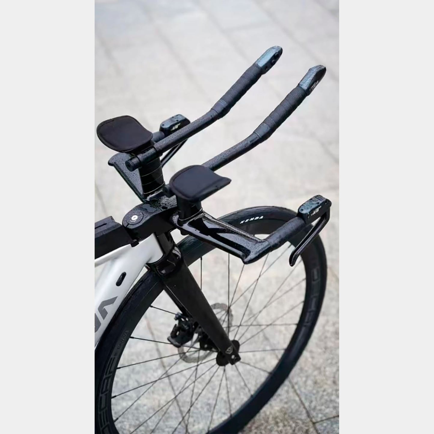 Bicicleta De Tría Crono Cambios Electrónicos Java Rivale 22V Talle M
